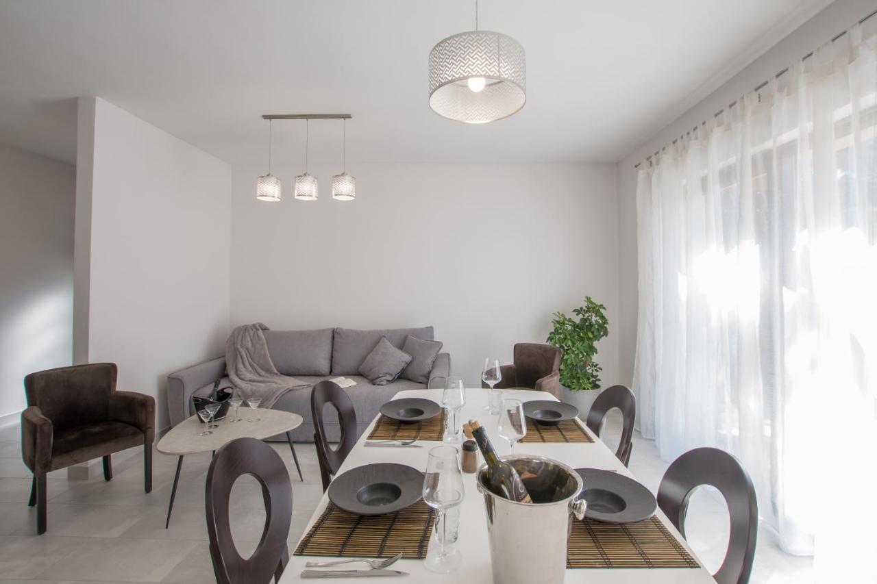 Apartmani Noa I Natali Kaldanija Exteriér fotografie