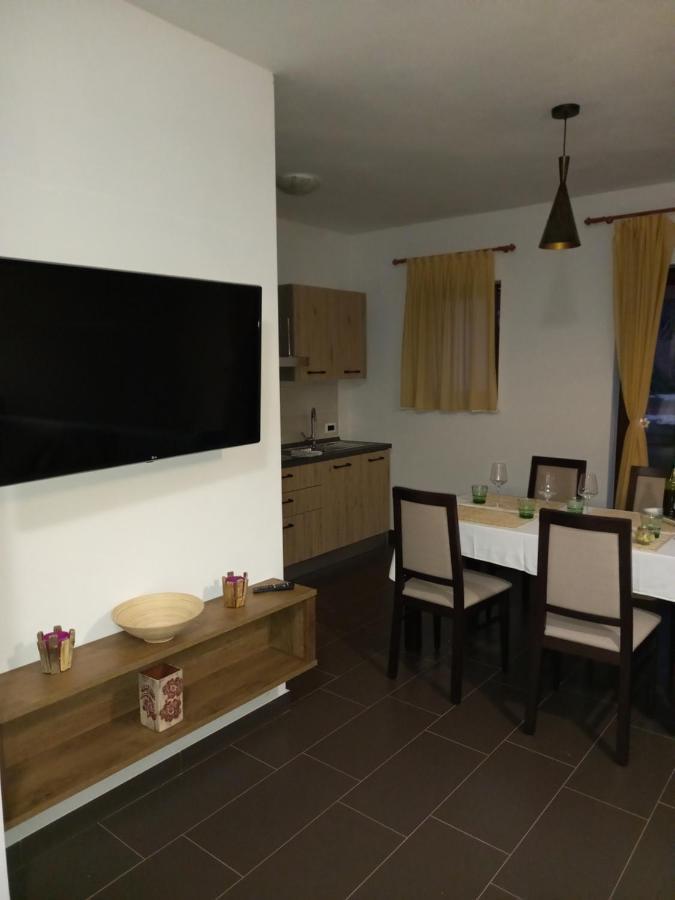 Apartmani Noa I Natali Kaldanija Exteriér fotografie